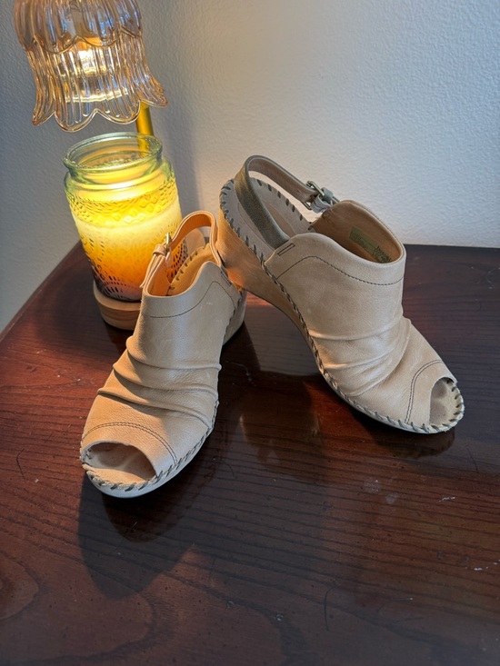 brussola Shoes - Brussola Neutral Beige Open-Toe Slingback Sandals for Women Sz 39